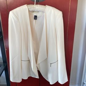 White House, Black market cream color fitted dressy blazer